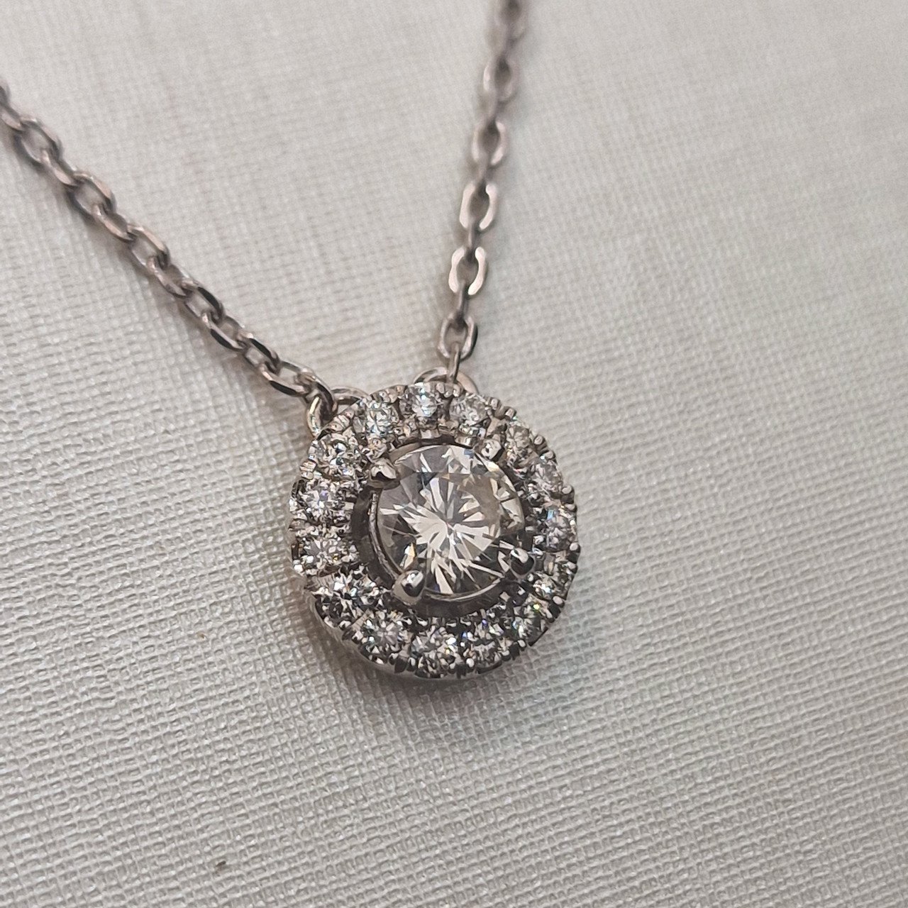 Колье Deimantas 104842017 42см 2,99гр 0,545ct. купить,NaN