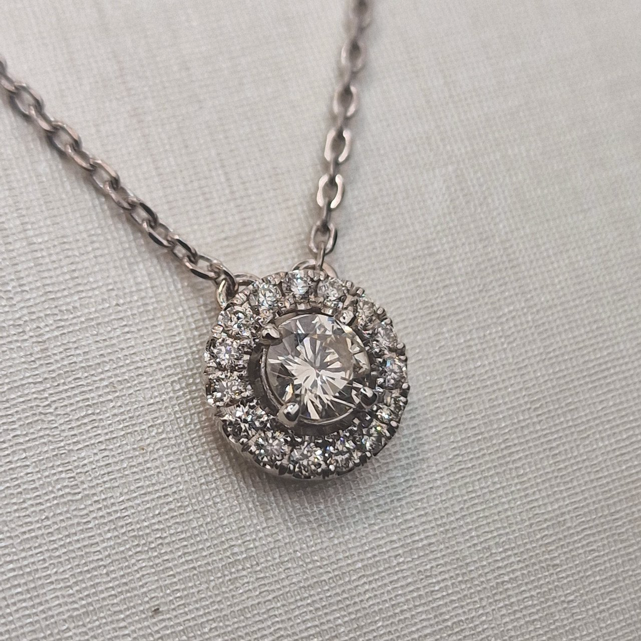 Колье Deimantas 104842017 42см 2,99гр 0,545ct. купить,NaN