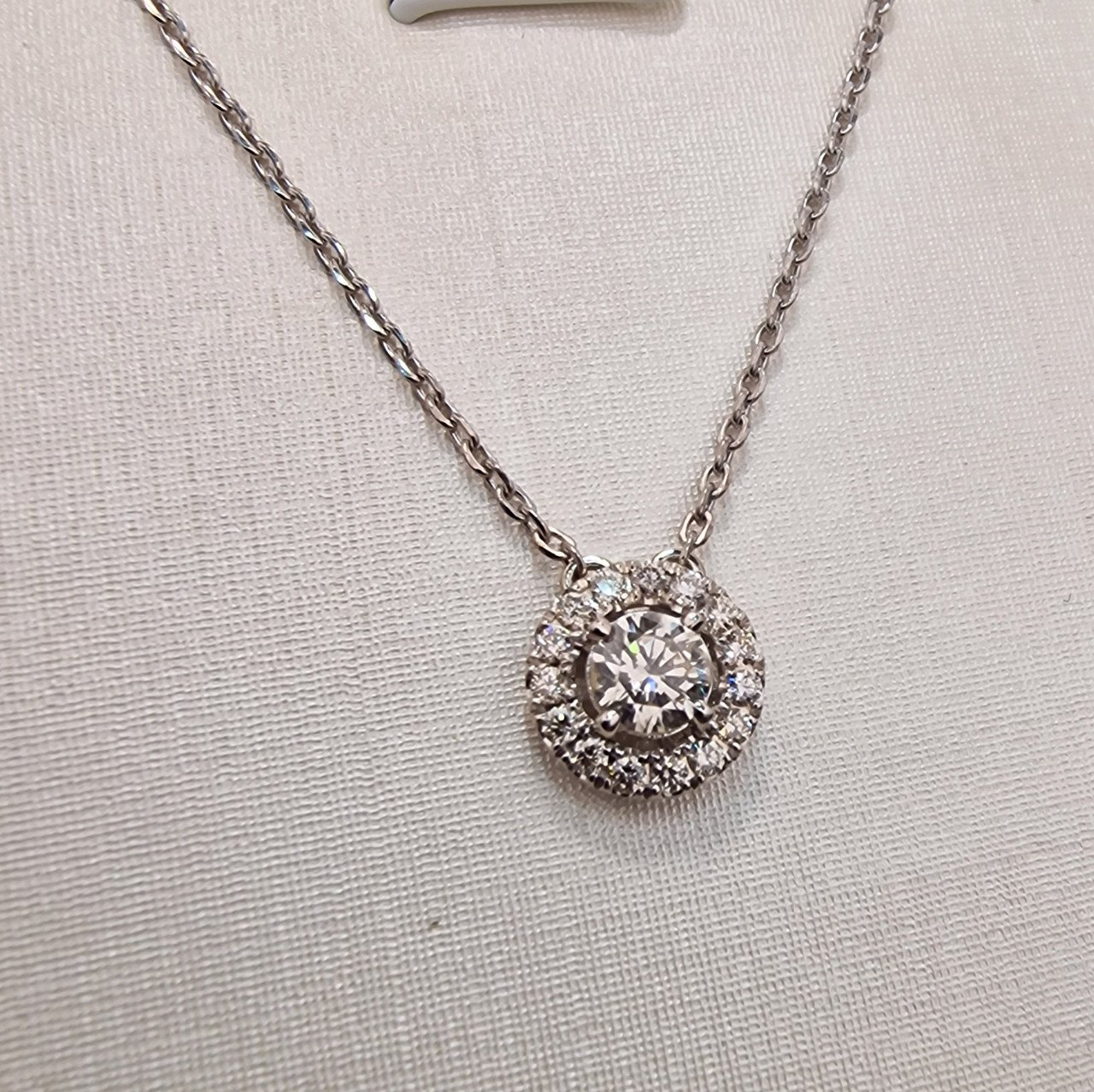 Колье Deimantas 104842017 42см 2,99гр 0,545ct. купить,NaN