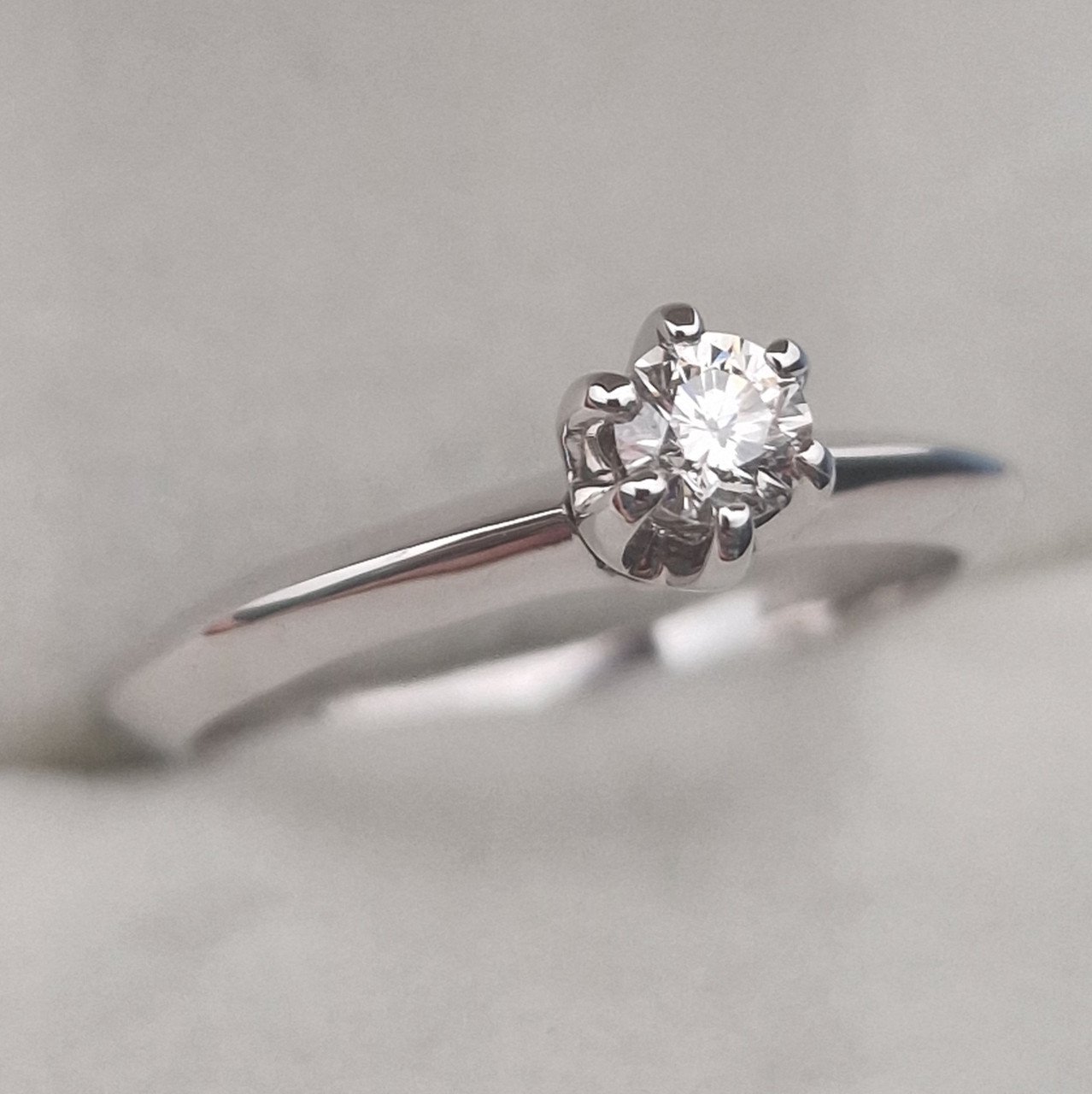 Кольцо Deimantas 105151044 17р 2,58гр 0,24ct. купить,NaN