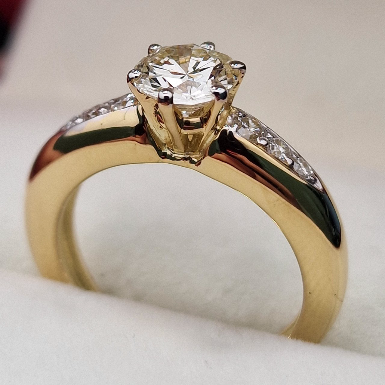 Кольцо Deimantas 105151050 17р 7,13гр 1,16ct. купить,NaN