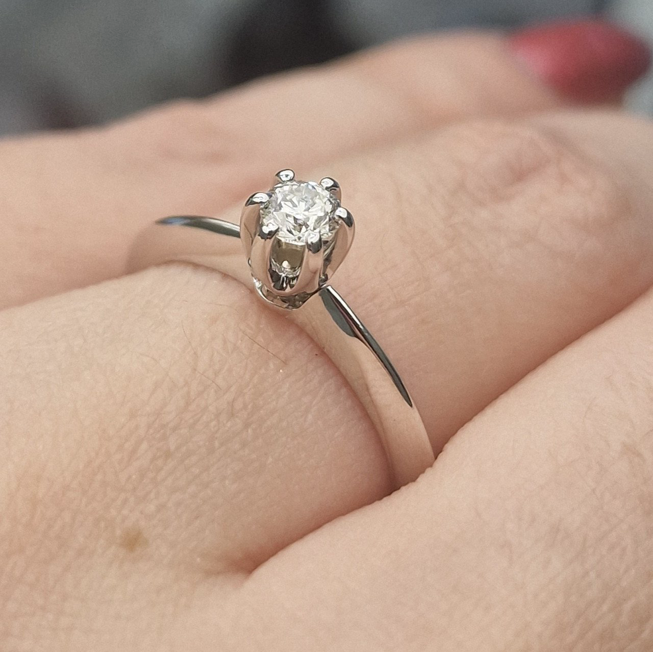 Кольцо Deimantas 105151063 17,5р 2,78гр 0,24ct. купить,NaN