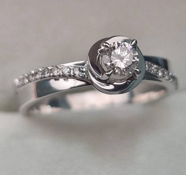 Комплект Deimantas 104856948 0,31ct 0,59ct. купить,NaN