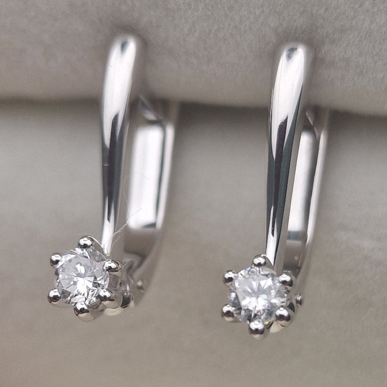 Серьги Deimantas 105151089 3,71гр 0,34ct. купить,NaN