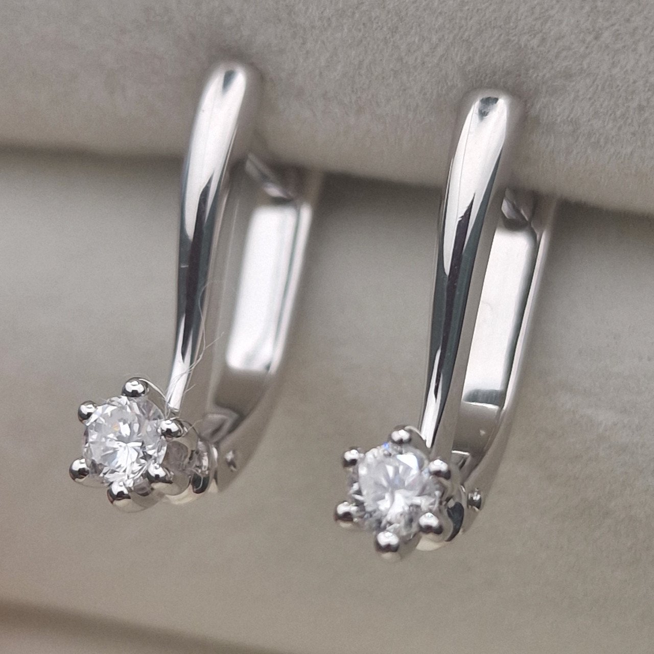 Серьги Deimantas 105151093 3,79гр 0,34ct. купить,NaN
