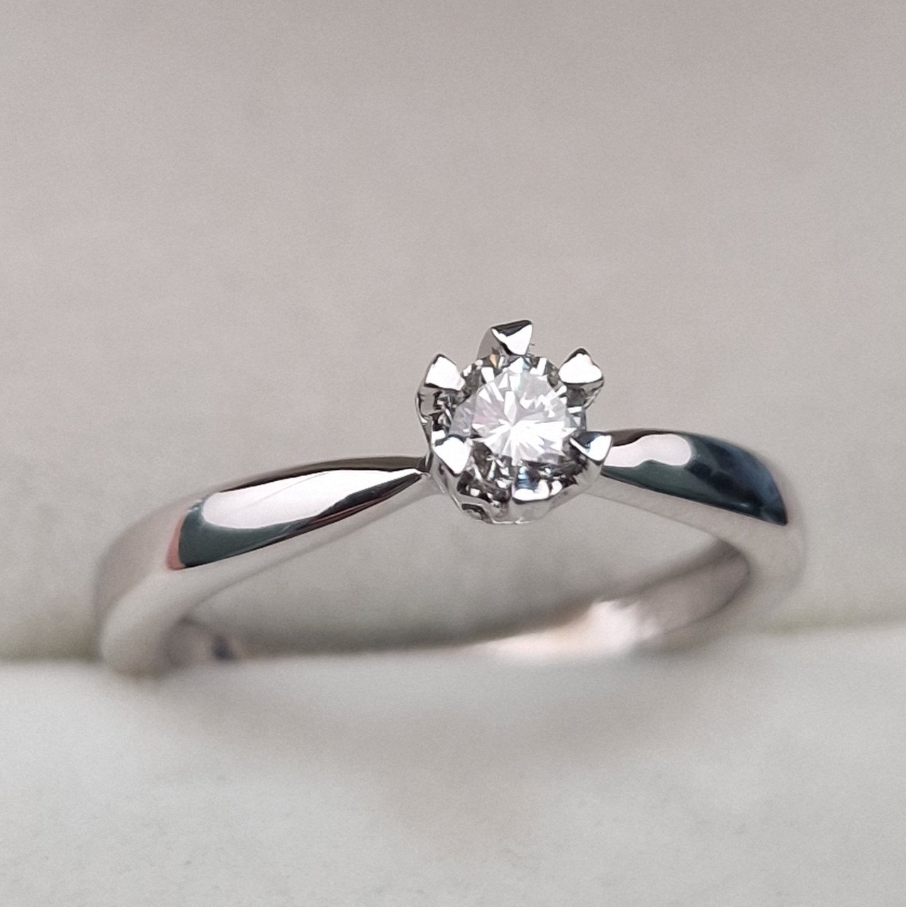 Кольцо Deimantas 104877574 16,5р 2,48гр 0,19ct. купить,NaN