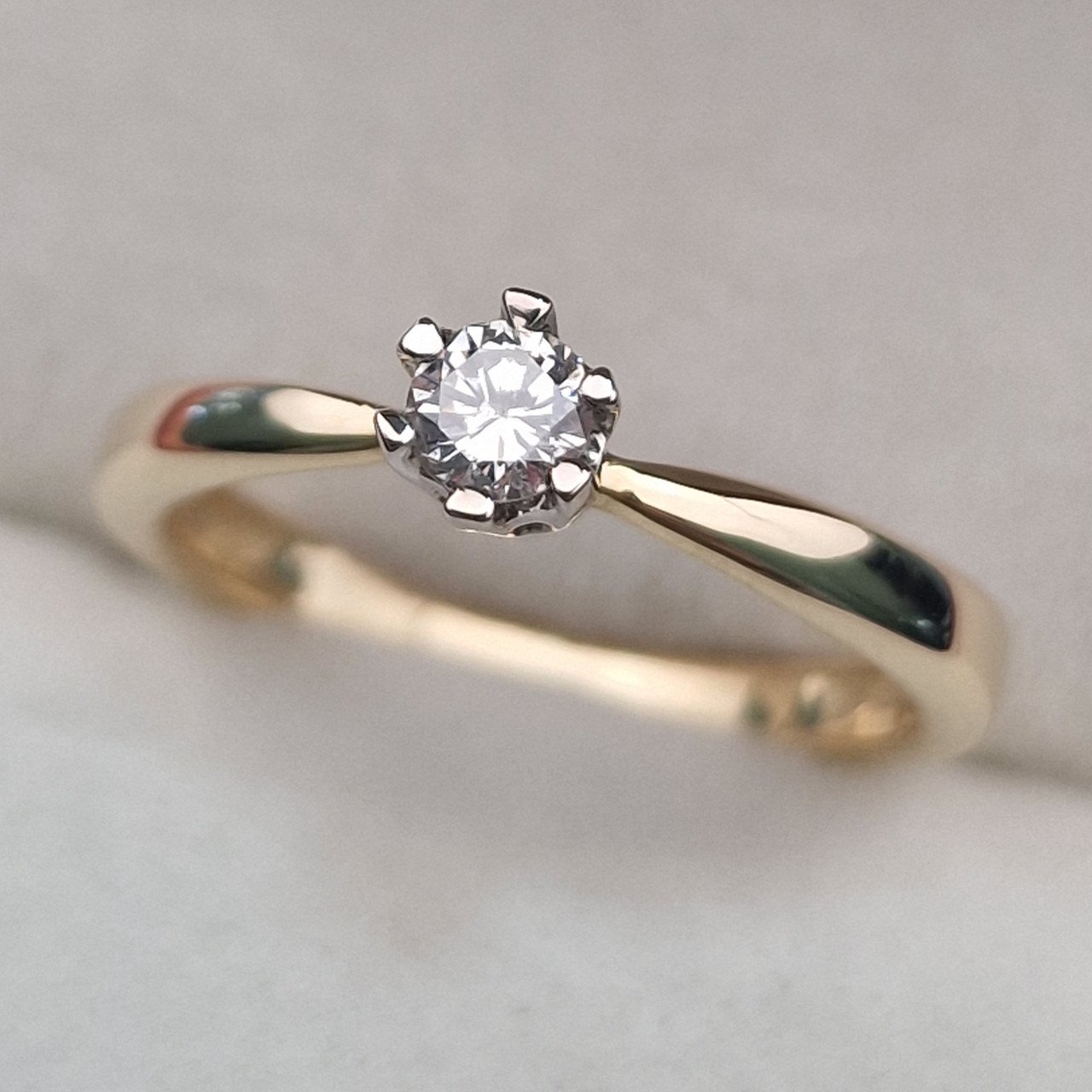 Кольцо Deimantas 104879916 16,5р 2,21гр 0,174ct. купить,NaN