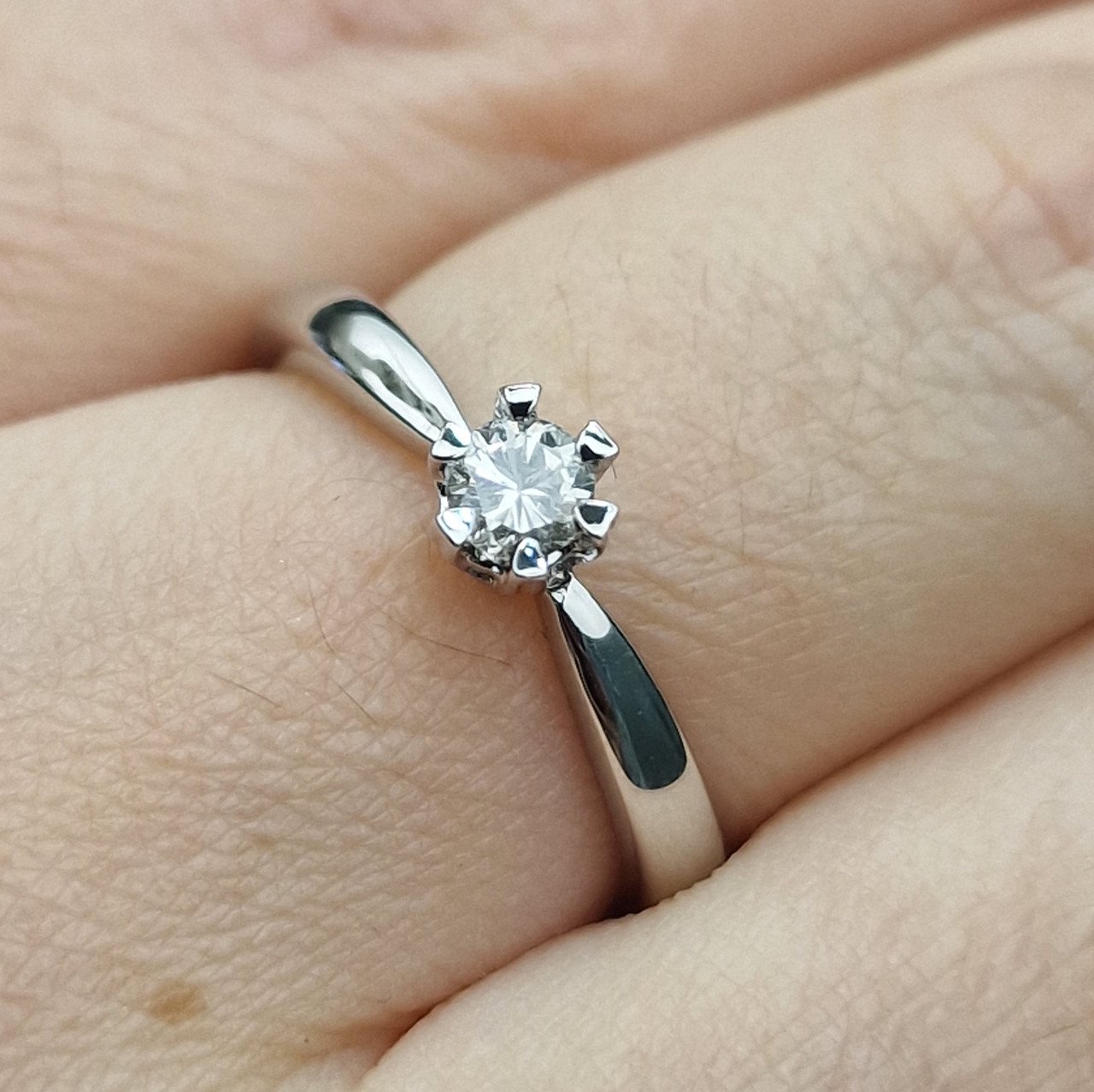 Кольцо Deimantas 104877574 16,5р 2,48гр 0,19ct. купить,NaN
