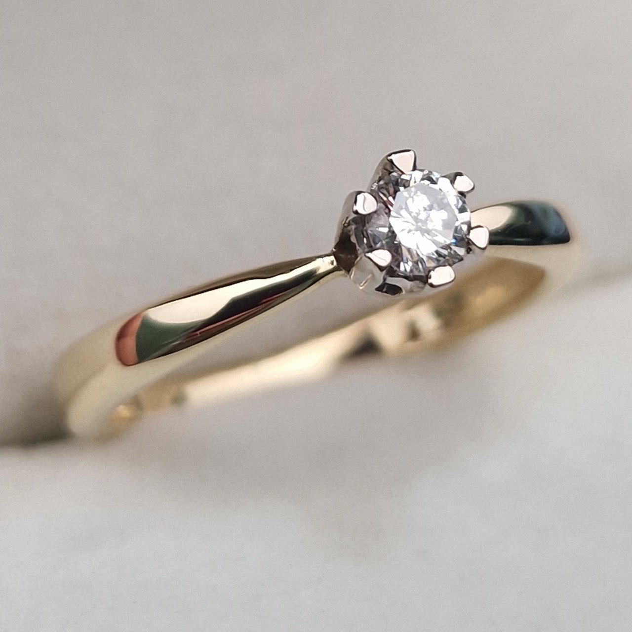 Кольцо Deimantas 104879916 16,5р 2,21гр 0,174ct. купить,NaN