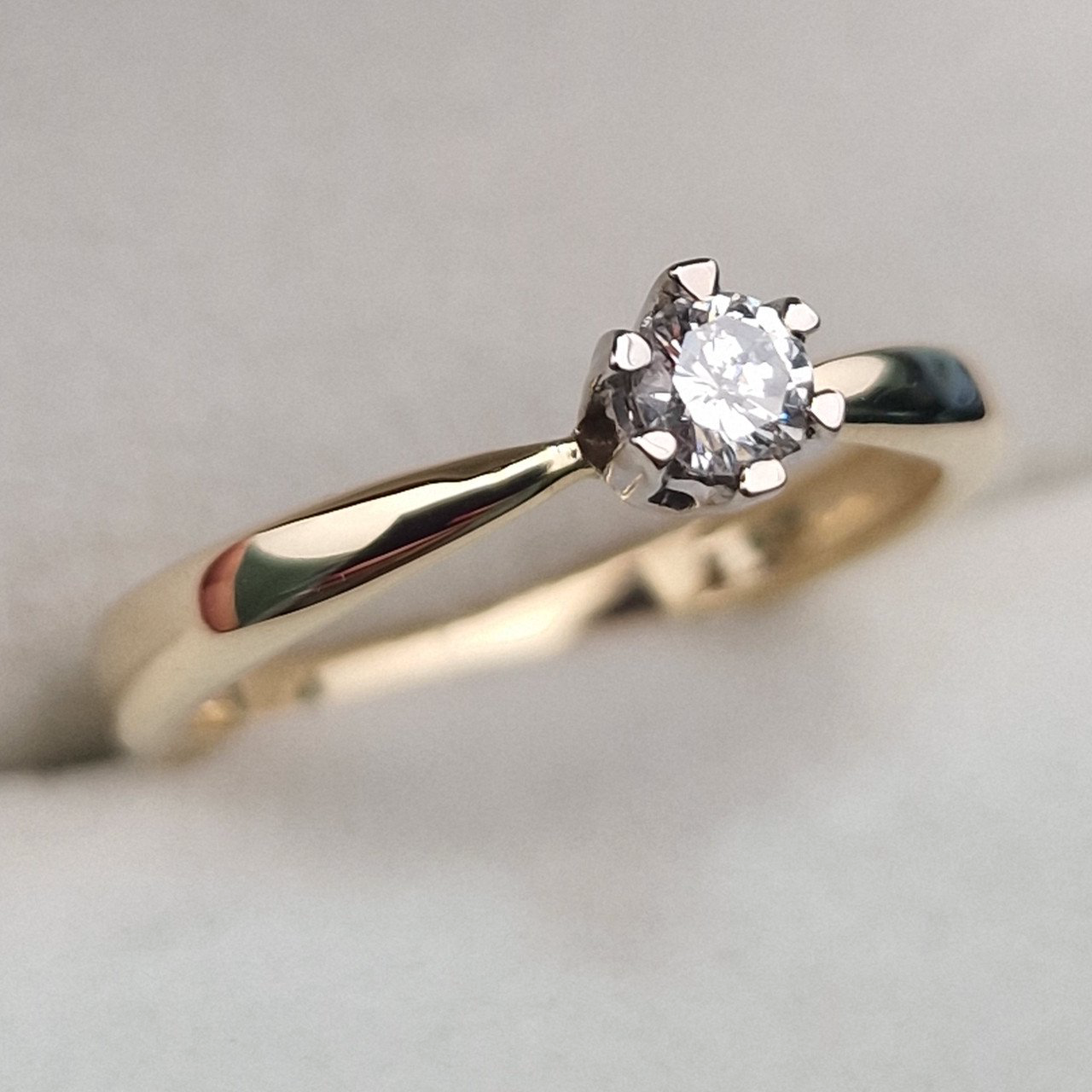 Кольцо Deimantas 104879916 16,5р 2,21гр 0,174ct. купить,NaN