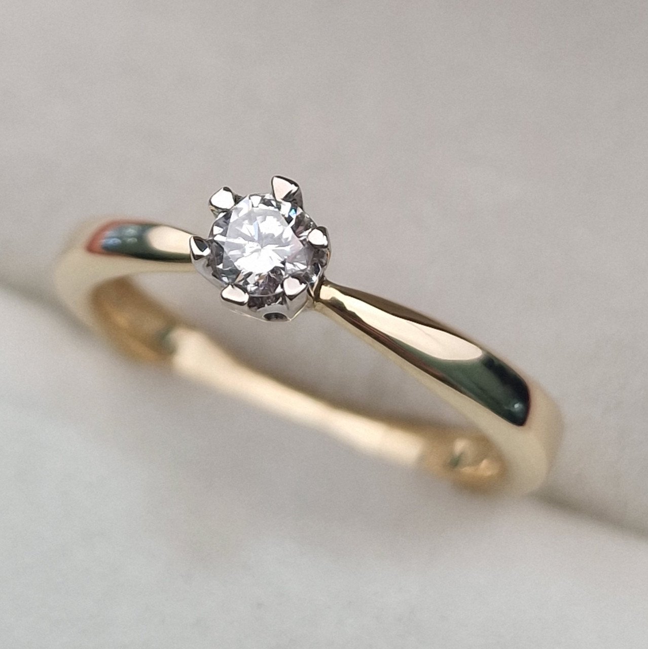Кольцо Deimantas 104879916 16,5р 2,21гр 0,174ct. купить,NaN