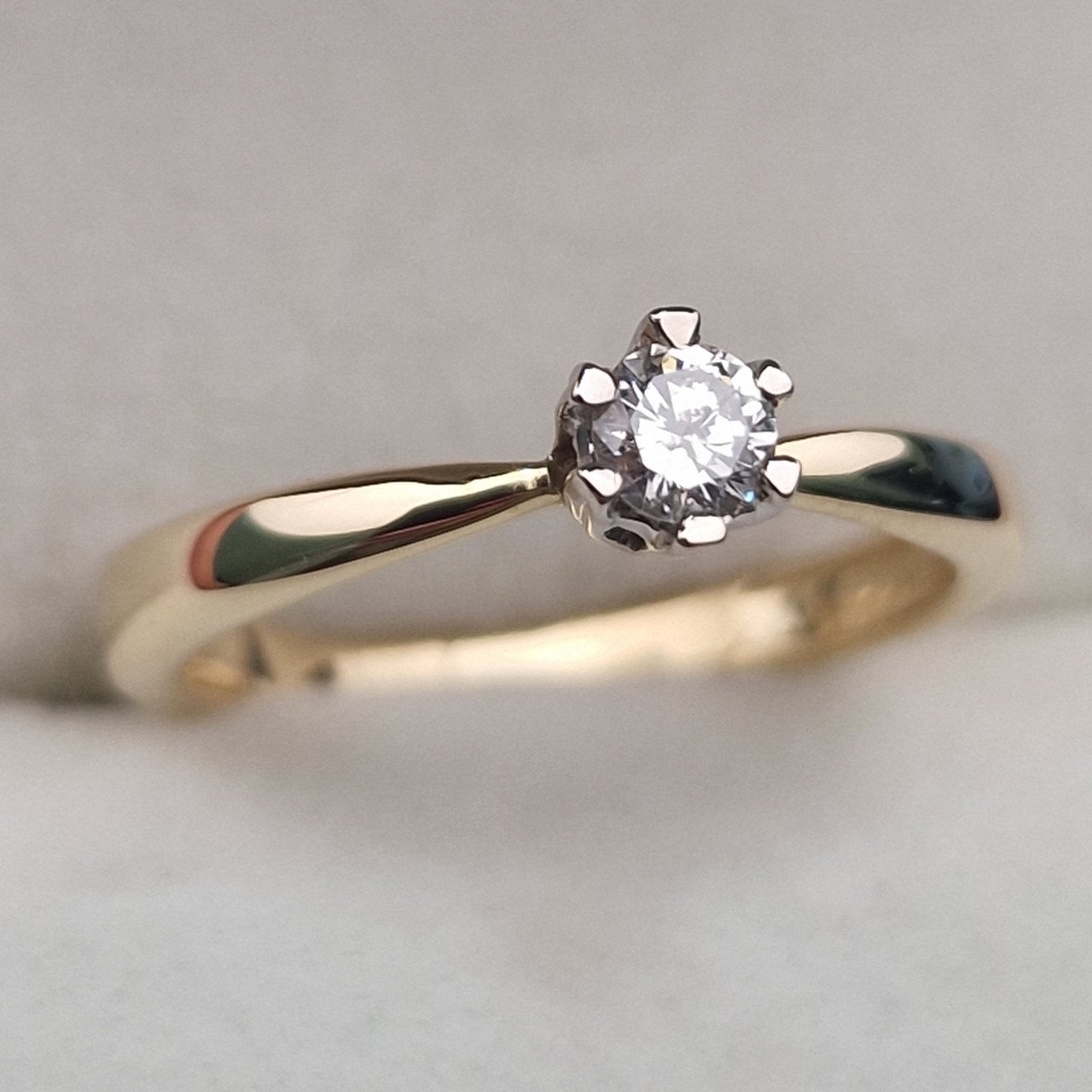 Кольцо Deimantas 104879916 16,5р 2,21гр 0,174ct. купить,NaN