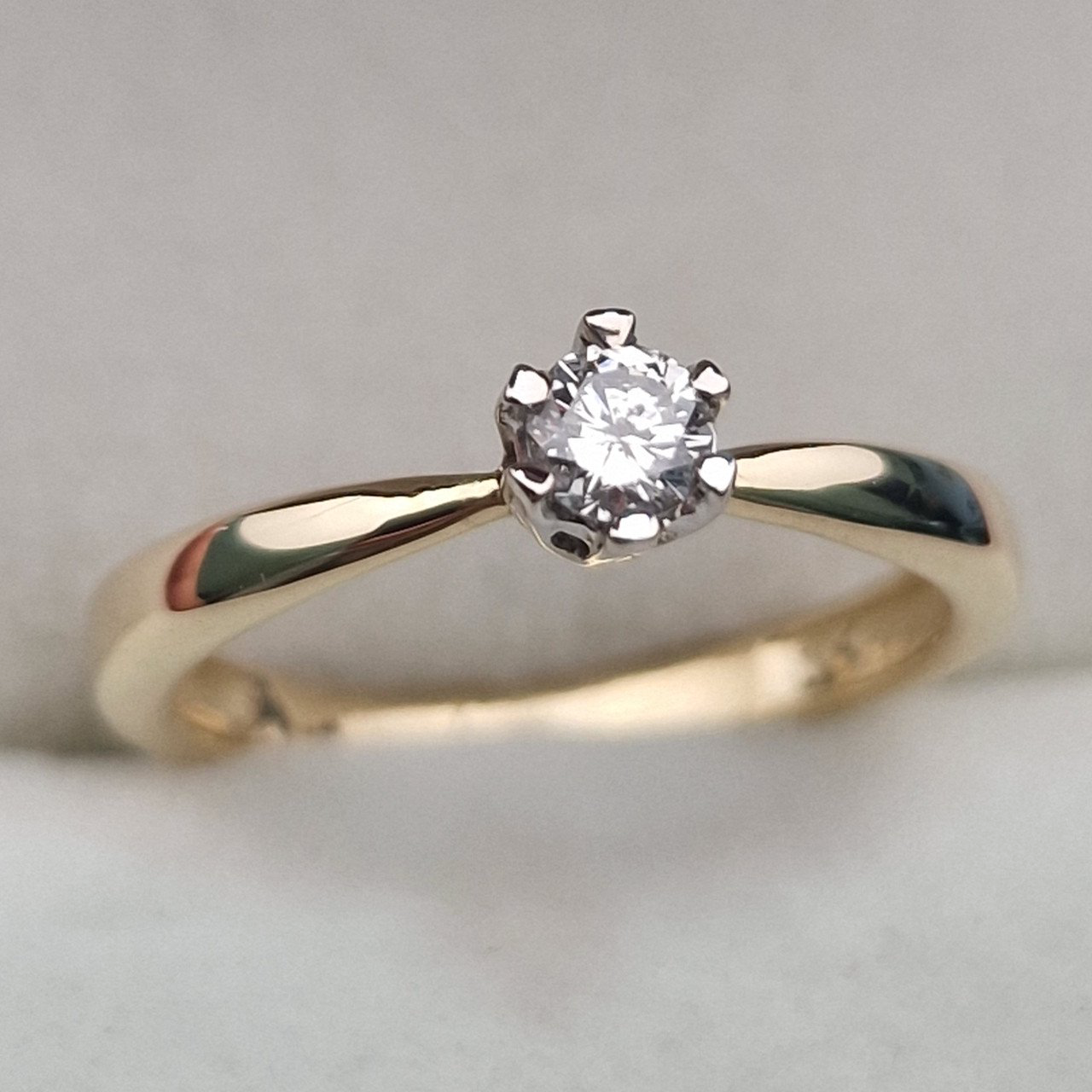 Кольцо Deimantas 104879916 16,5р 2,21гр 0,174ct. купить,NaN