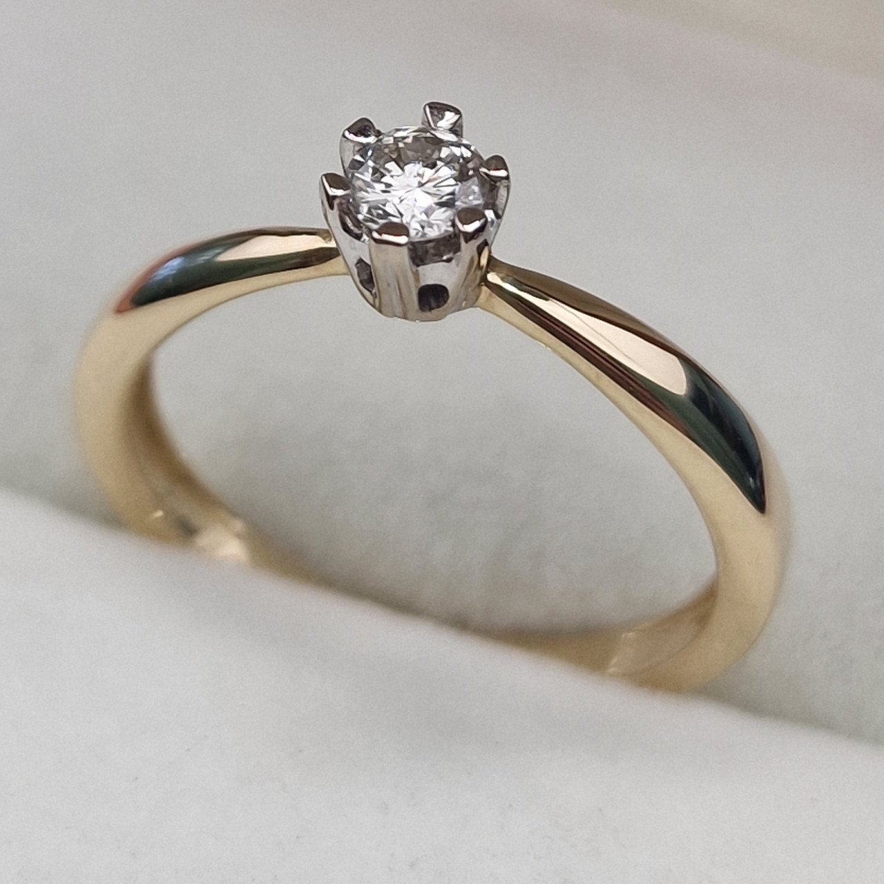 Кольцо Deimantas 104879916 16,5р 2,21гр 0,174ct. купить,NaN