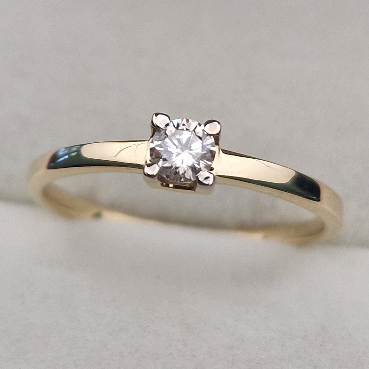 Кольцо Deimantas 104881585 17р 1,37гр 0,17ct. купить,NaN