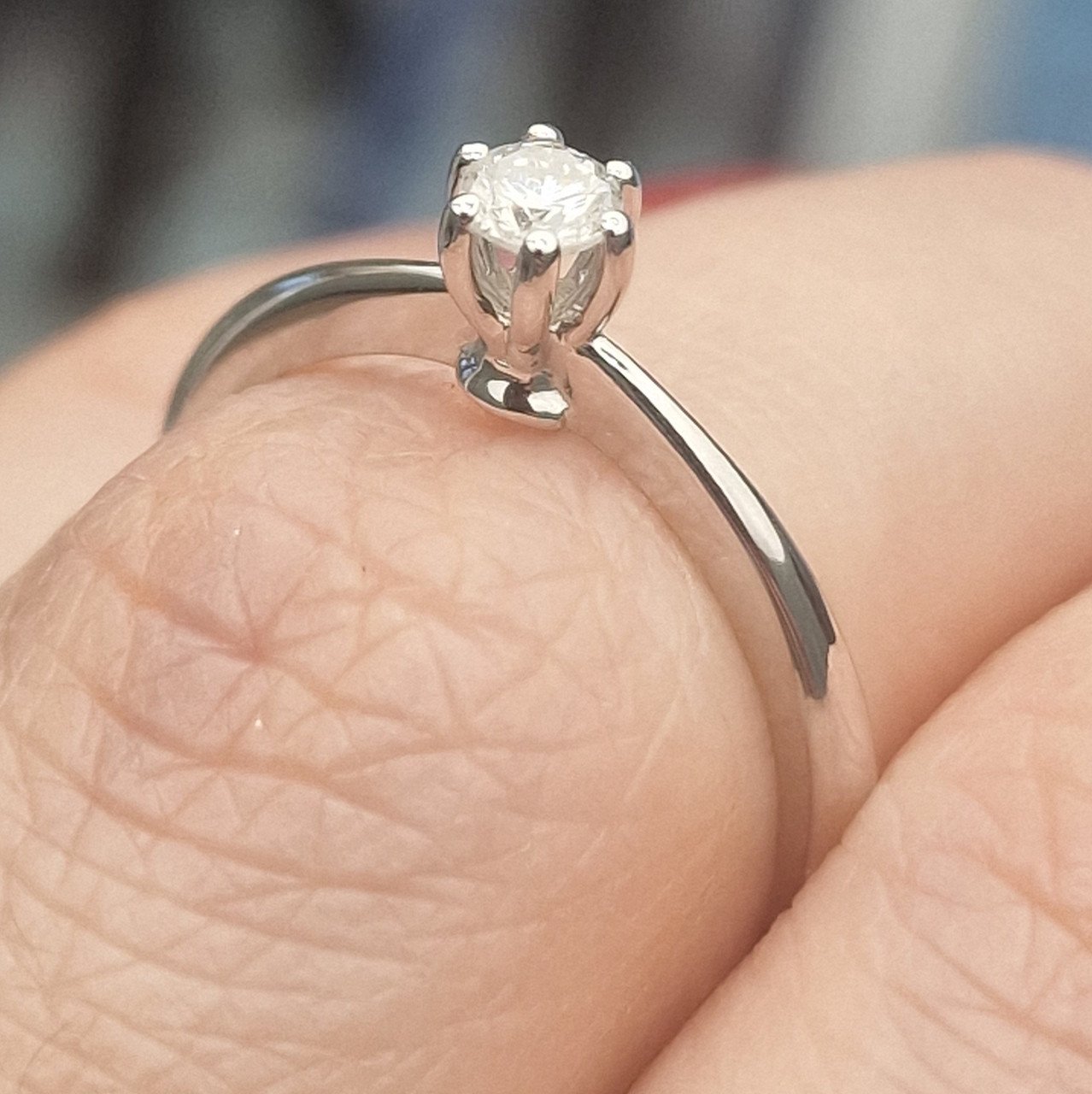 Кольцо Deimantas 105151113 16,5р 2,22гр 0,17ct. купить,NaN