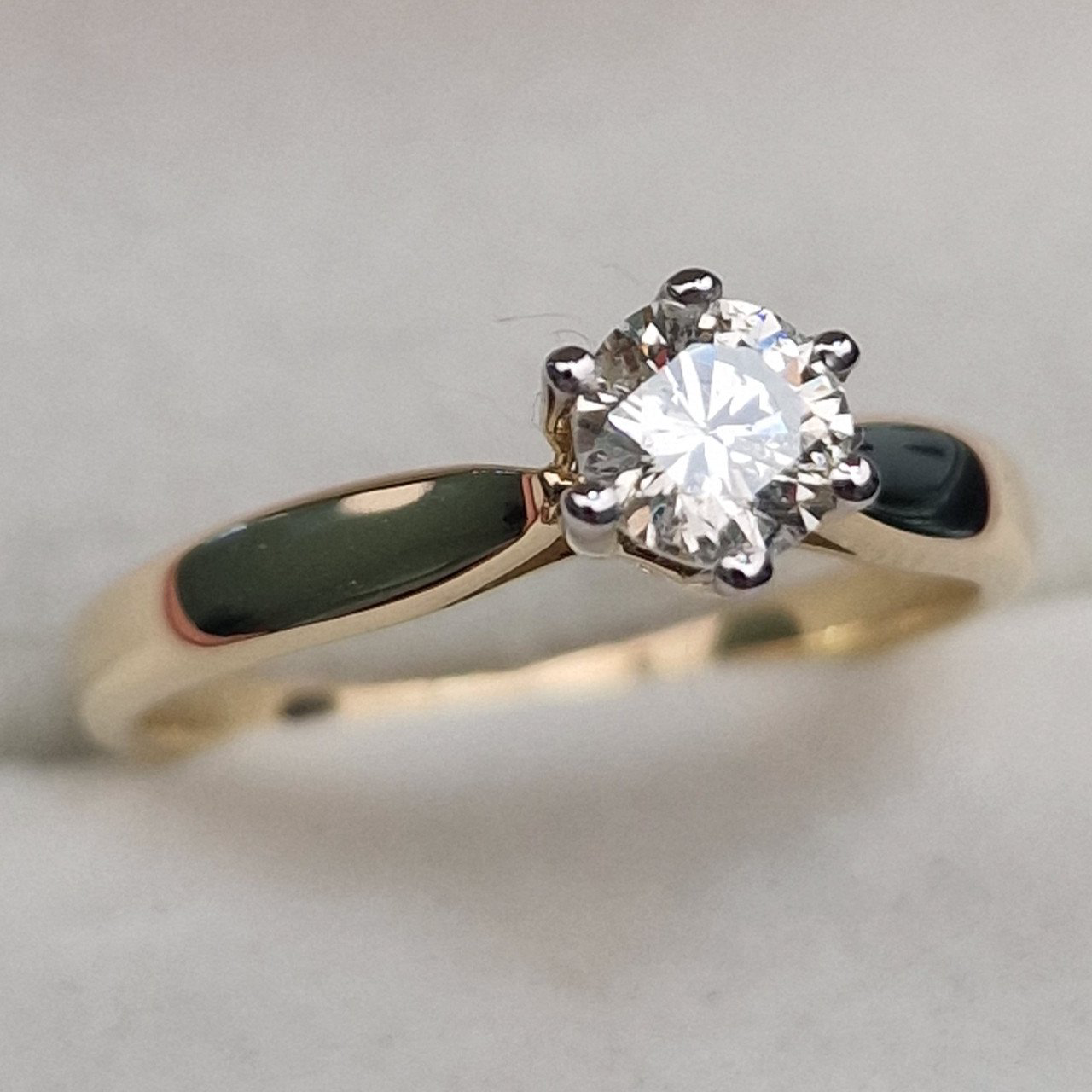 Кольцо Deimantas104883341 17р 2,57гр 0,462ct. купить,NaN