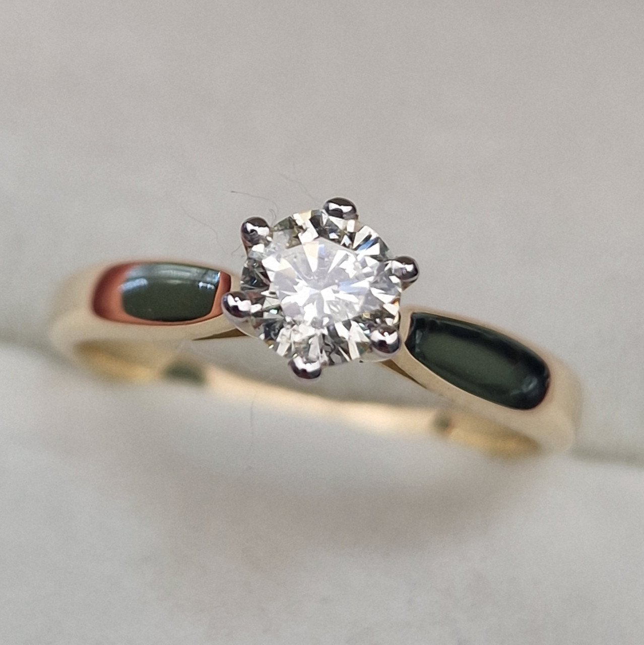 Кольцо Deimantas104883341 17р 2,57гр 0,462ct. купить,NaN