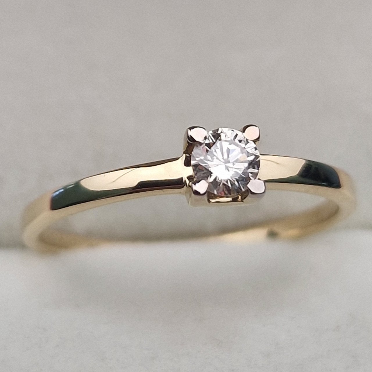 Кольцо Deimantas 104881585 17р 1,37гр 0,17ct. купить,NaN
