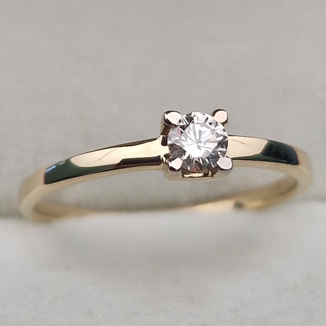 Кольцо Deimantas 104881585 17р 1,37гр 0,17ct. купить,NaN