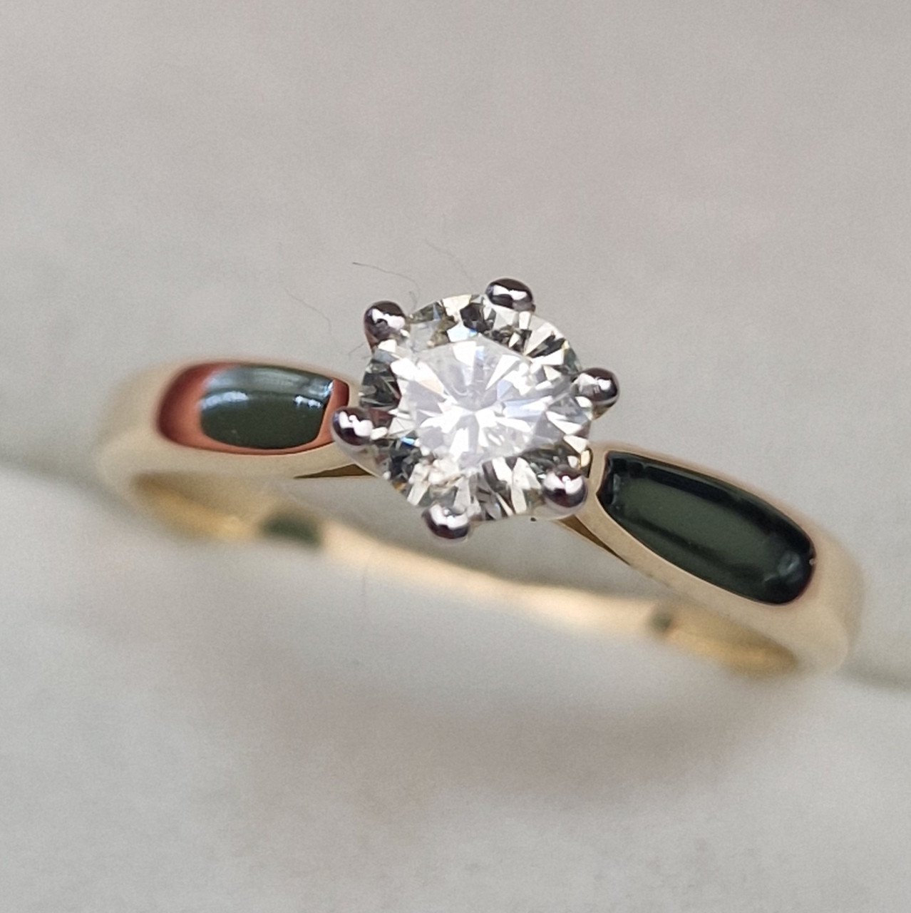 Кольцо Deimantas104883341 17р 2,57гр 0,462ct. купить,NaN