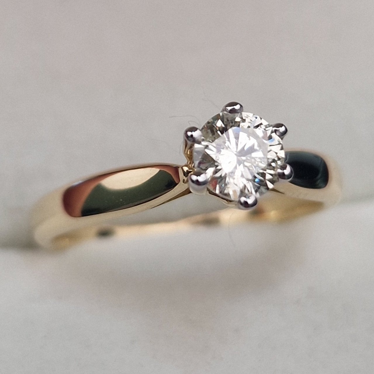 Кольцо Deimantas104883341 17р 2,57гр 0,462ct. купить,NaN