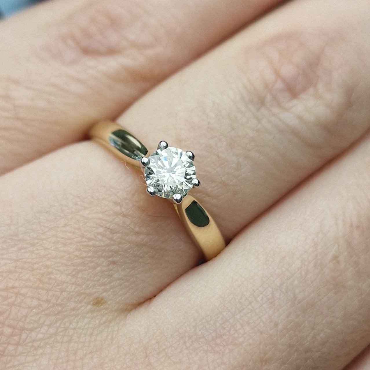 Кольцо Deimantas104883341 17р 2,57гр 0,462ct. купить,NaN
