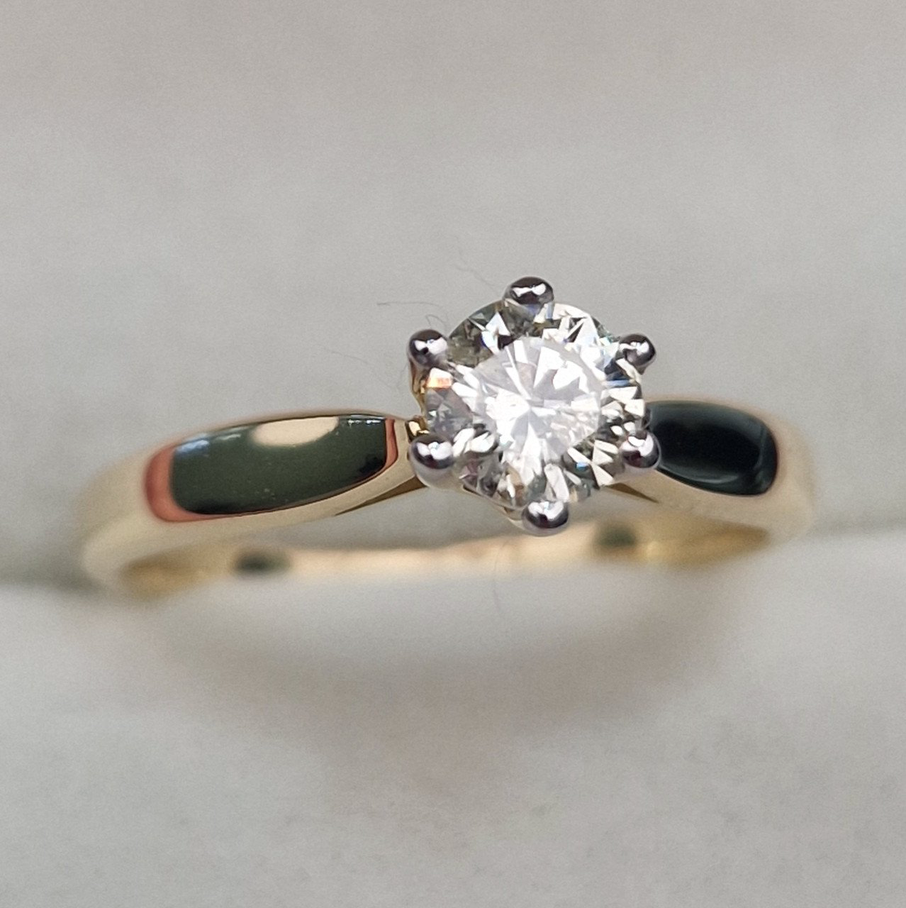 Кольцо Deimantas104883341 17р 2,57гр 0,462ct. купить,NaN