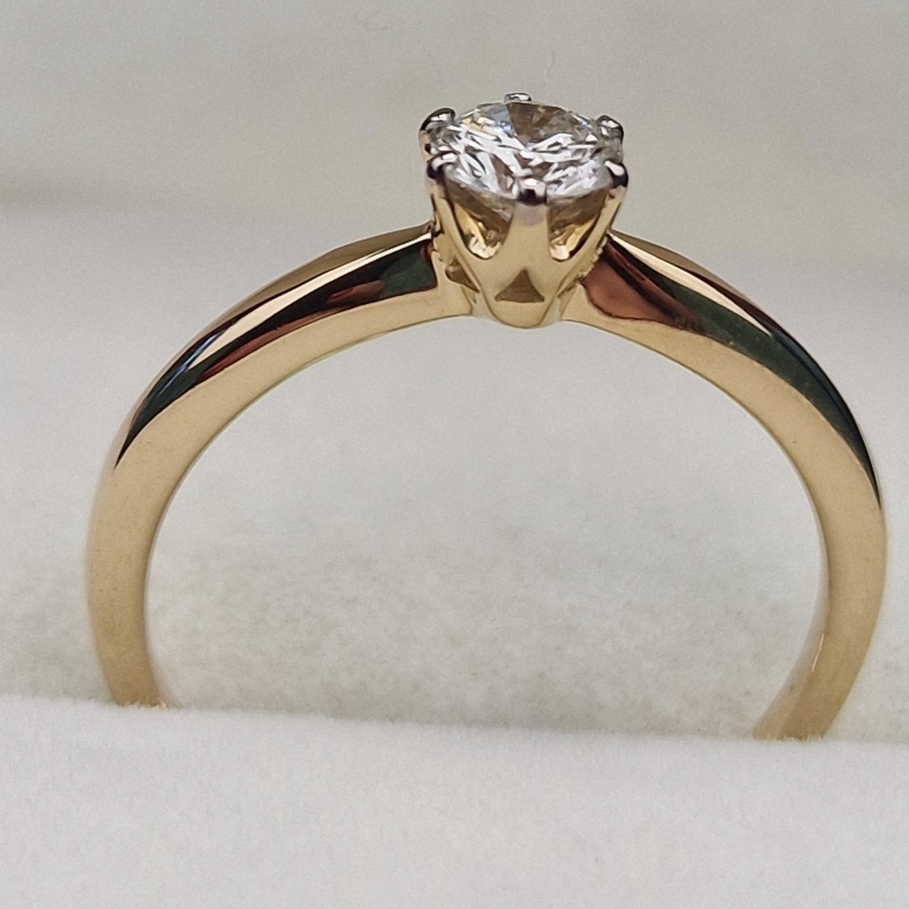 Кольцо Deimantas 104885350 16,5р 1,94гр 0,31ct. купить,NaN