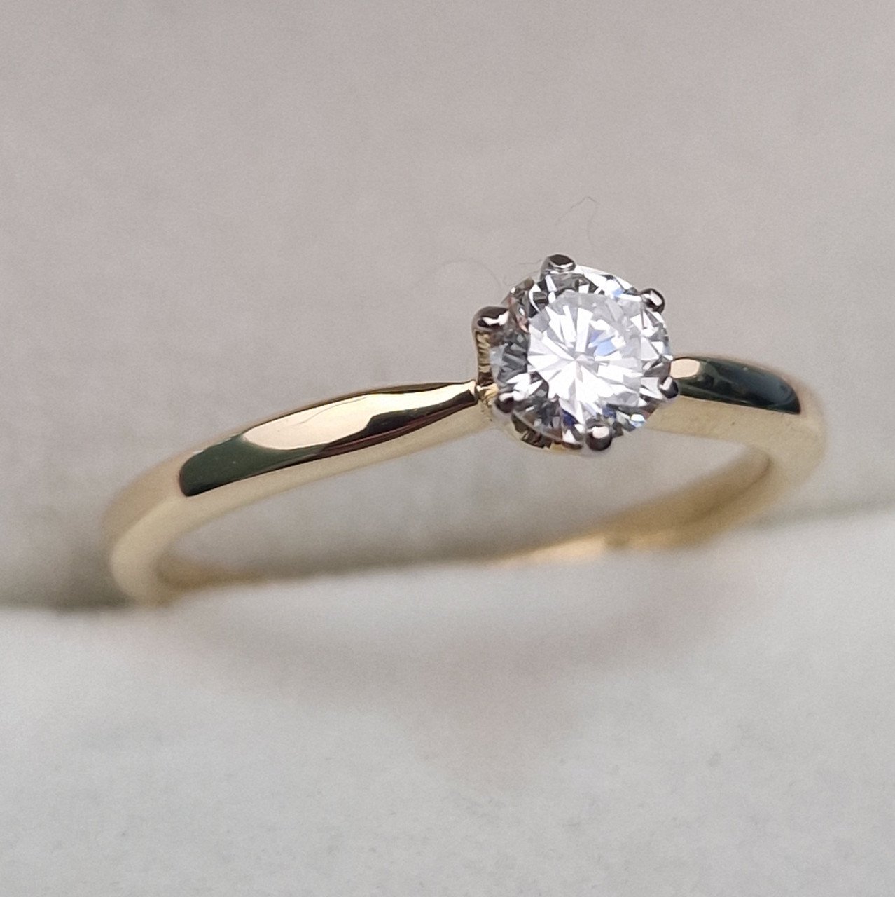 Кольцо Deimantas 104885350 16,5р 1,94гр 0,31ct. купить,NaN