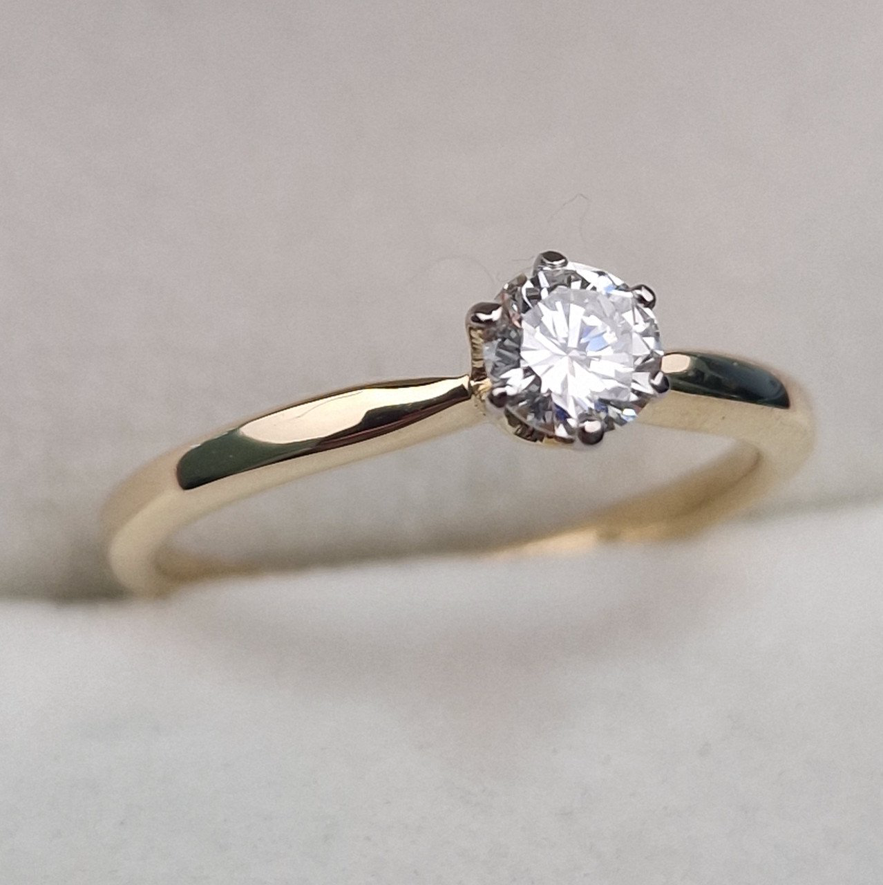 Кольцо Deimantas 104885350 16,5р 1,94гр 0,31ct. купить,NaN