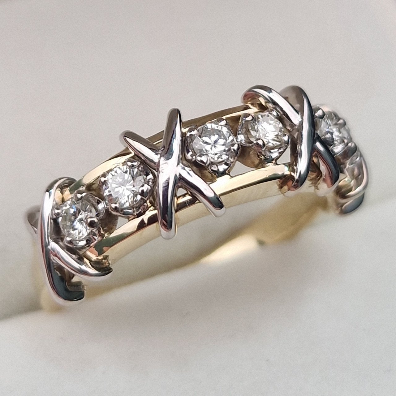 Кольцо Deimantas 103745190 18,5р 5,78гр 0,37ct. купить,NaN