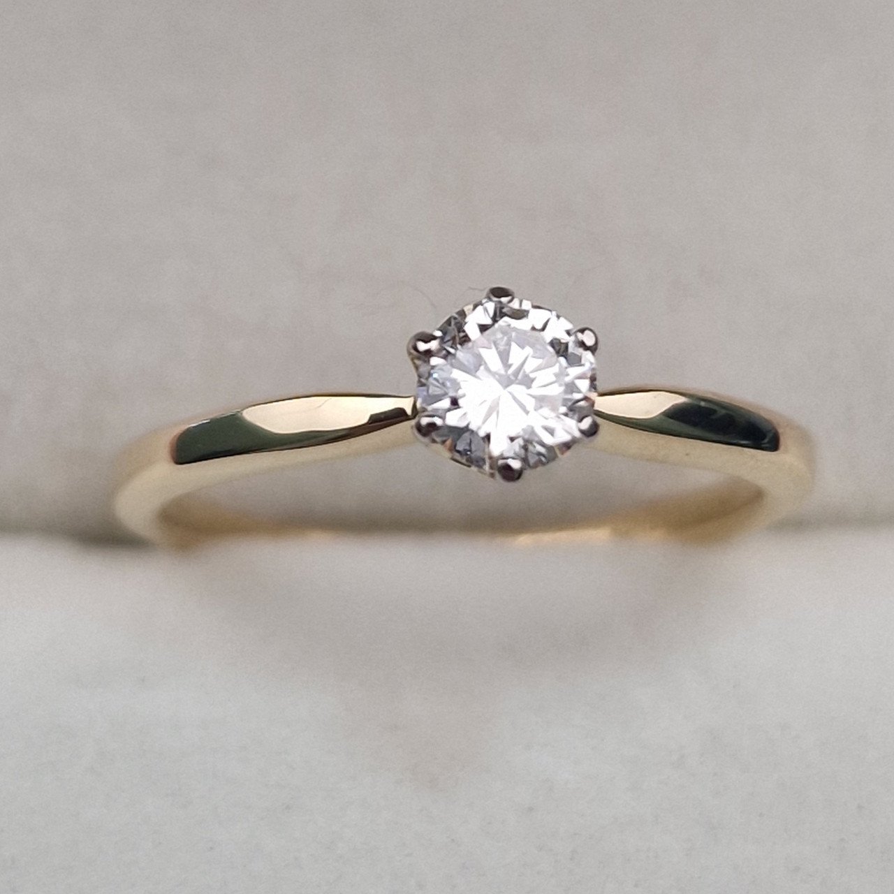 Кольцо Deimantas 104885350 16,5р 1,94гр 0,31ct. купить,NaN