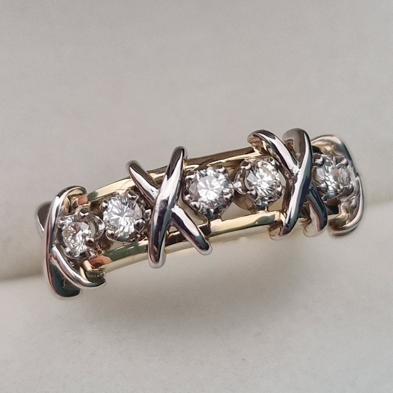 Кольцо Deimantas 103745190 18,5р 5,78гр 0,37ct. купить,NaN