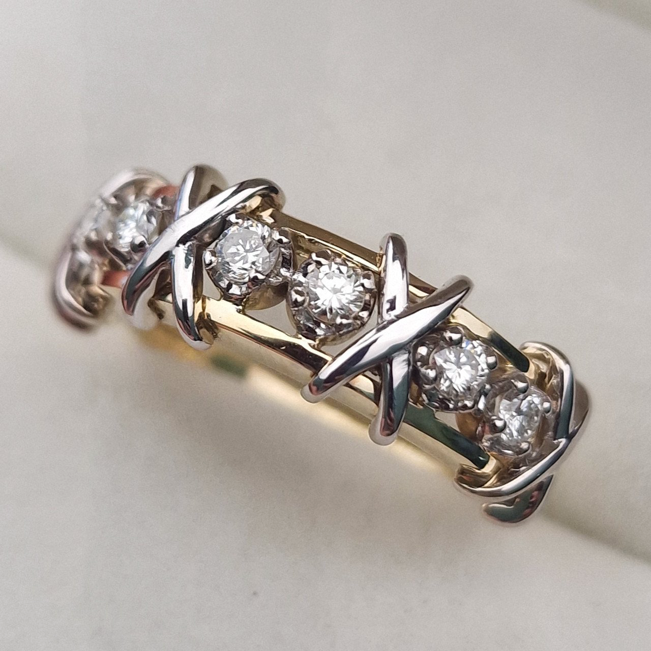 Кольцо Deimantas 103745190 18,5р 5,78гр 0,37ct. купить,NaN