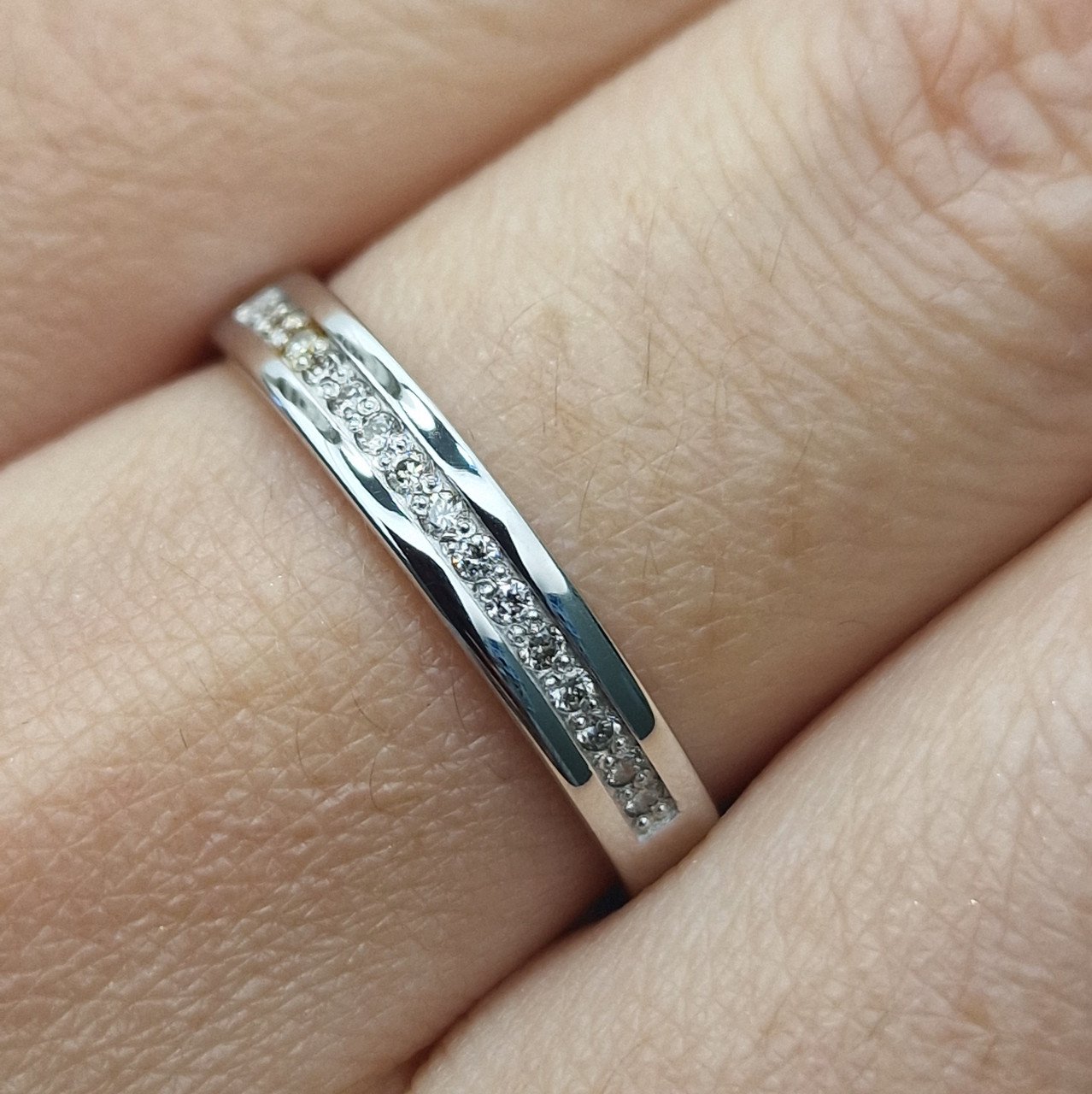 Кольцо Deimantas 103745130 19р 2,25гр 0,12ct. купить,NaN