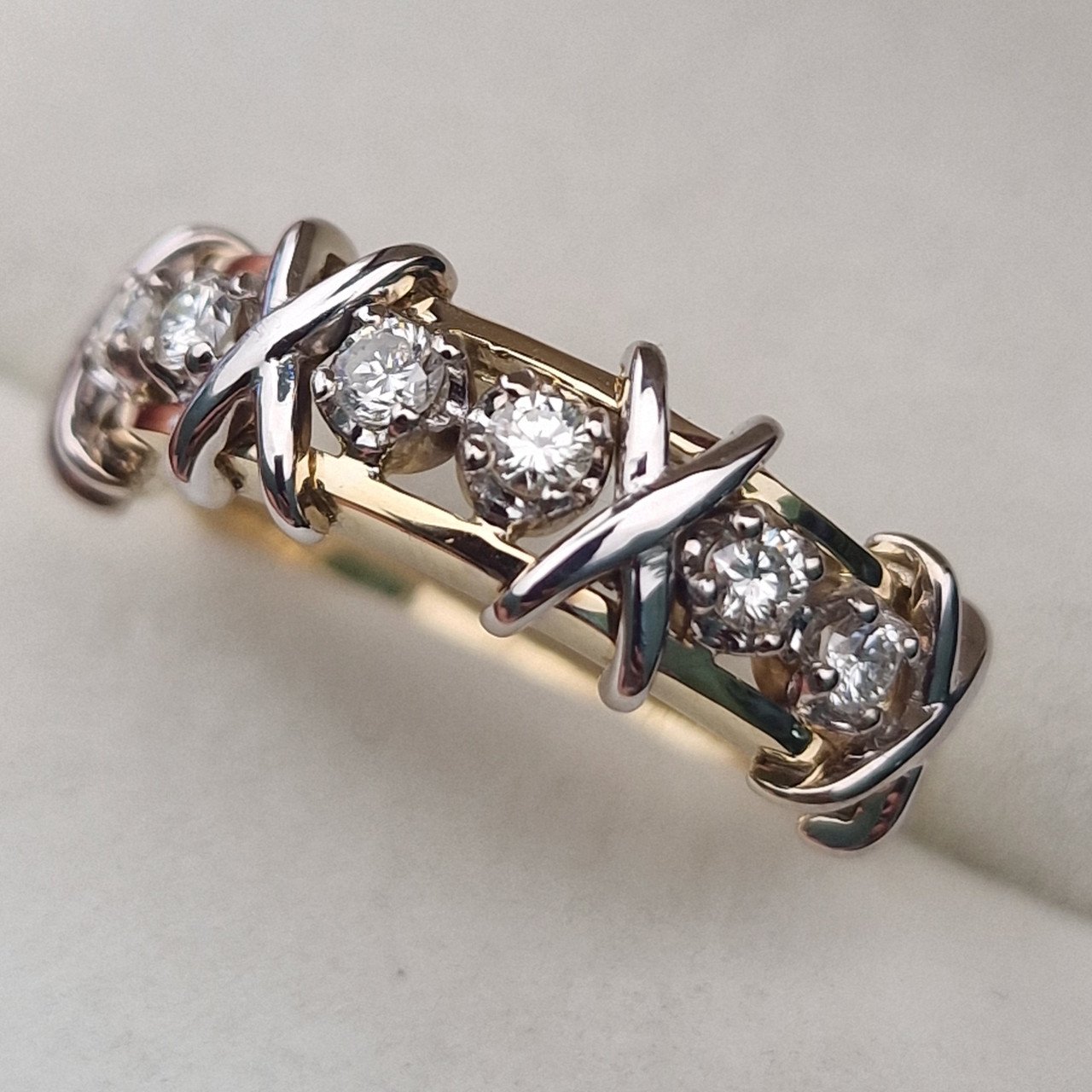 Кольцо Deimantas 103745190 18,5р 5,78гр 0,37ct. купить,NaN