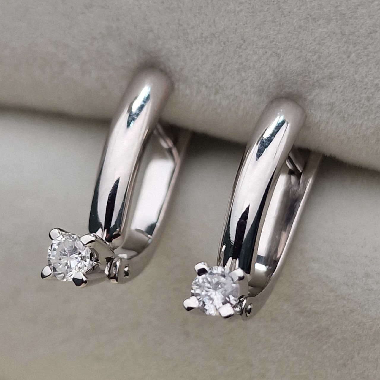 Серьги Deimantas 105154069 3,45гр 0,30ct. купить,NaN