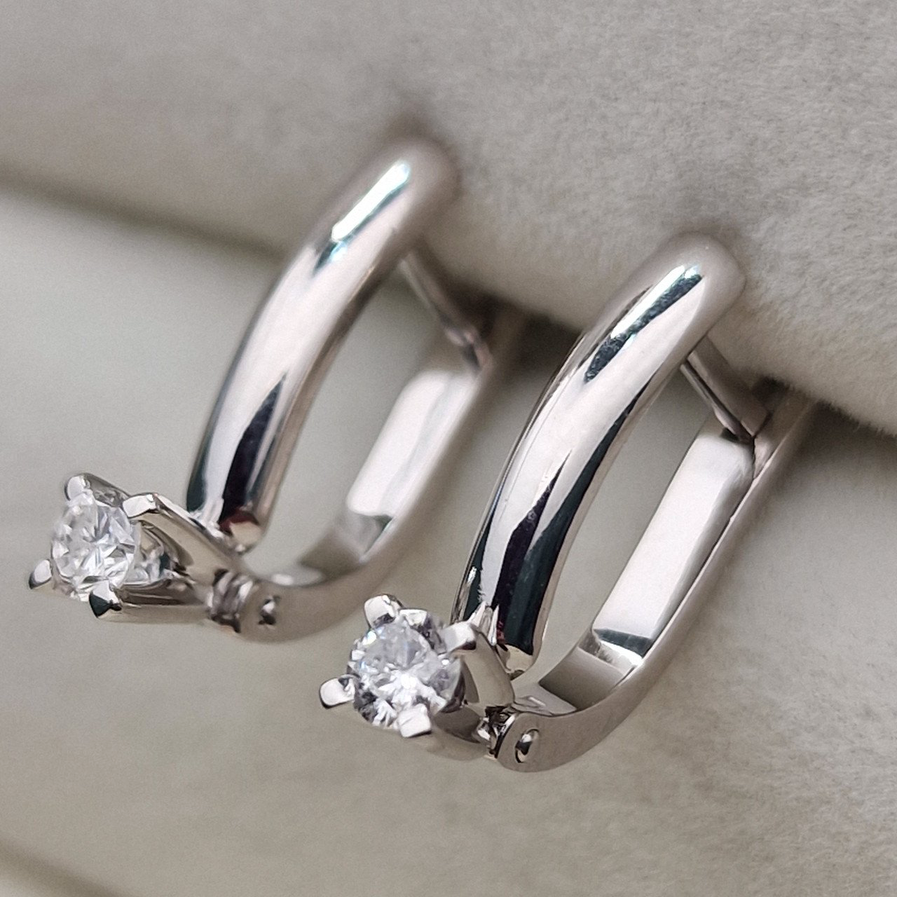Серьги Deimantas 105154062 3,5гр 0,28ct. купить,NaN