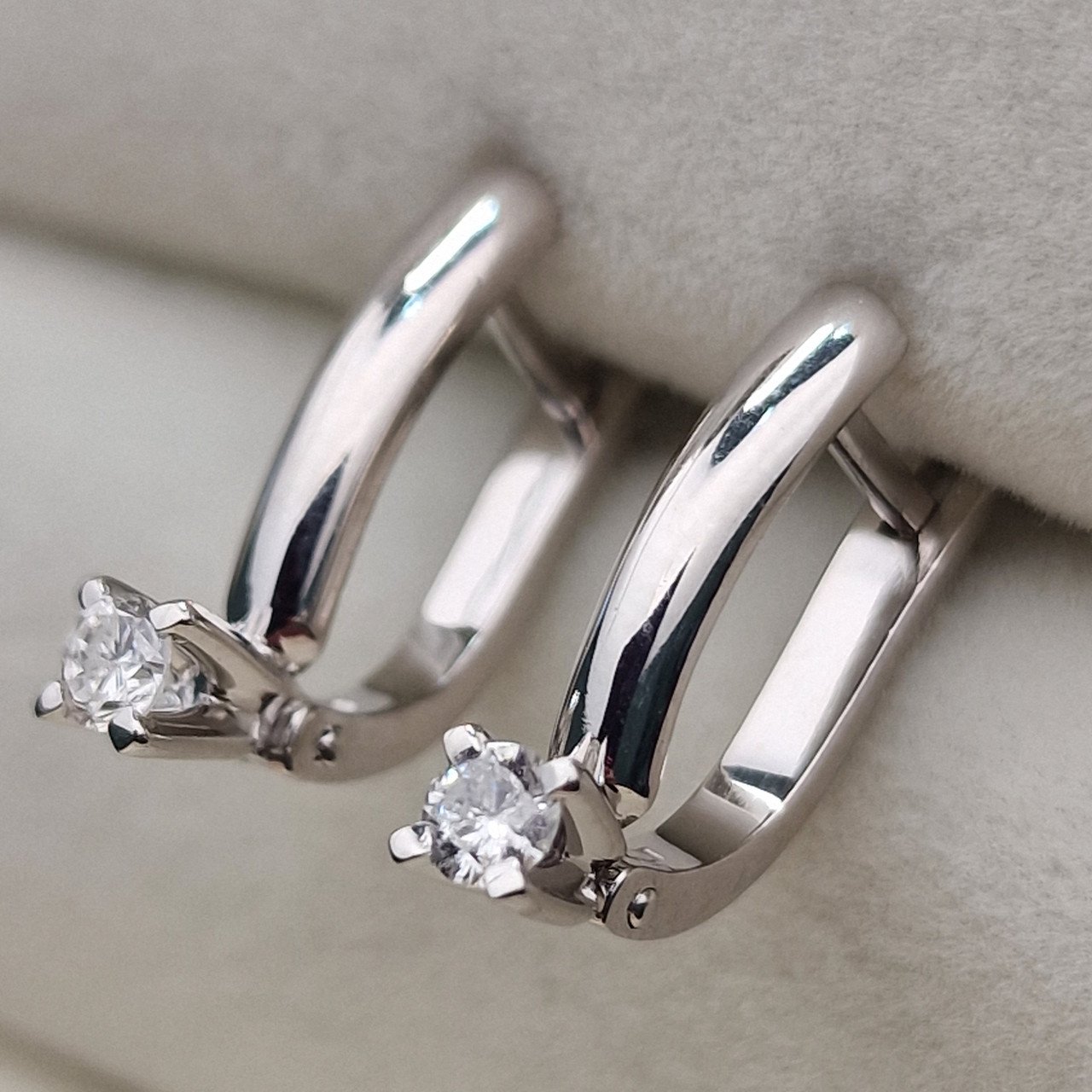 Серьги Deimantas 105154069 3,45гр 0,30ct. купить,NaN