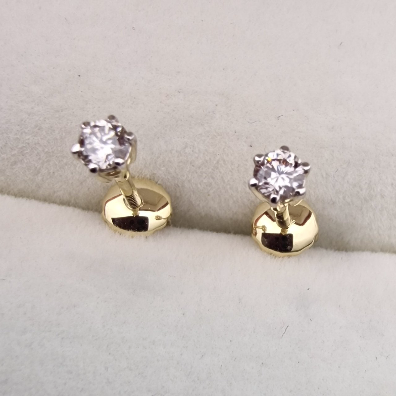 Серьги Deimantas 103746010 0,9гр 0,19ct. купить,NaN