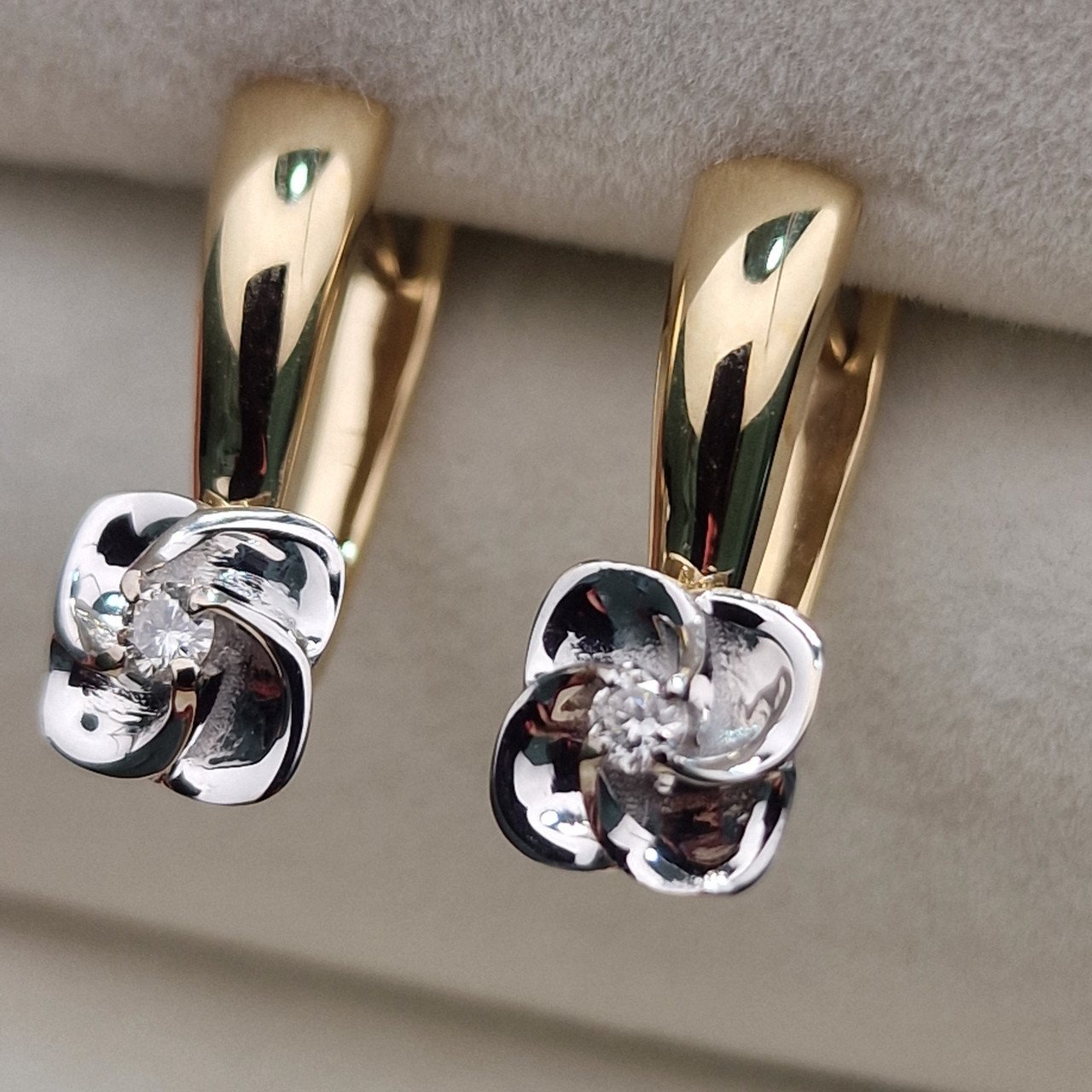 Серьги Deimantas 104885371 3,25гр 0,087ct. купить,NaN