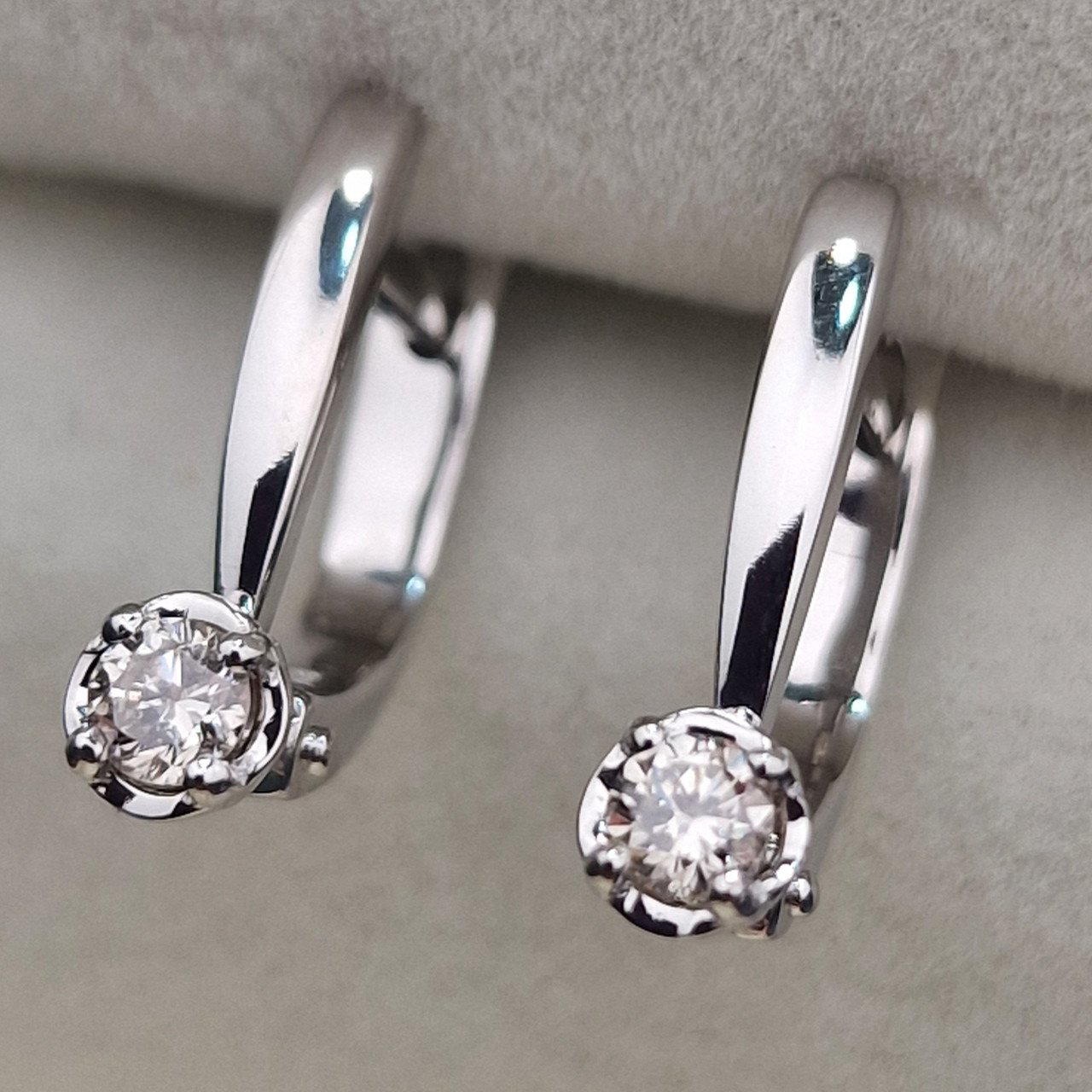 Серьги Deimantas 104885460 2,36гр 0,202ct. купить,NaN