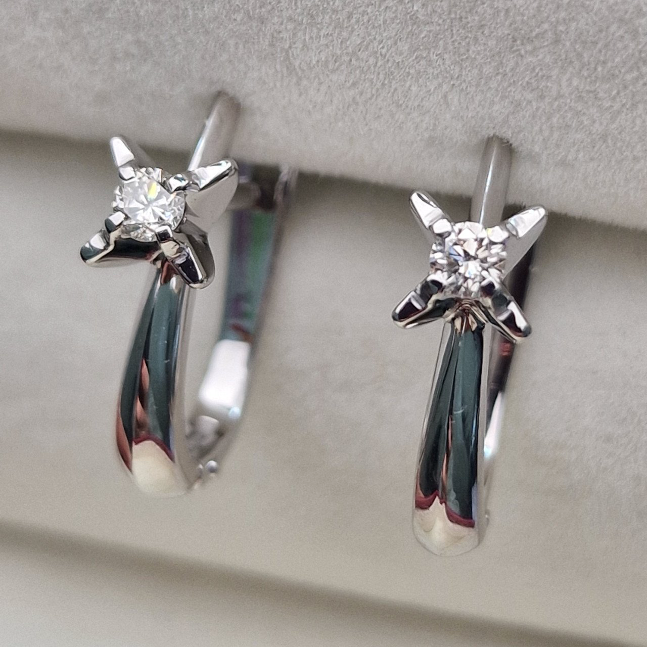 Серьги Deimantas 104885489 3,65гр 0,173ct. купить,NaN