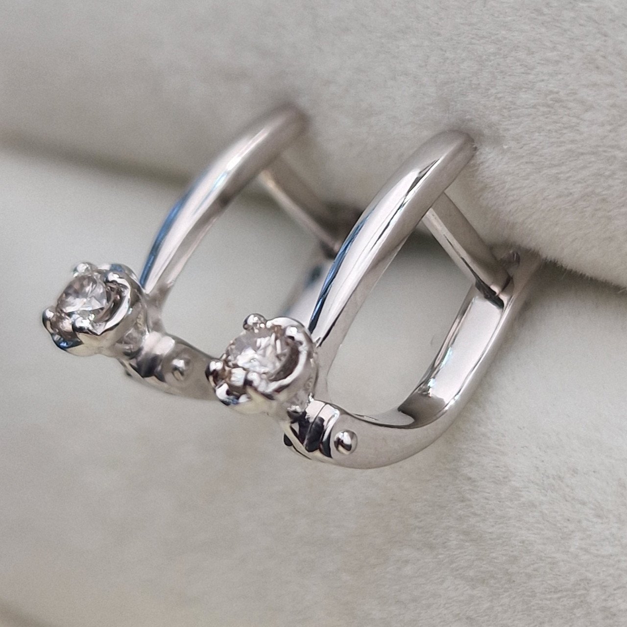 Серьги Deimantas 104885460 2,36гр 0,202ct. купить,NaN