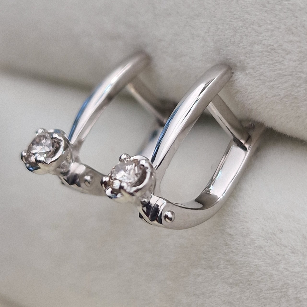 Серьги Deimantas 104885460 2,36гр 0,202ct. купить,NaN