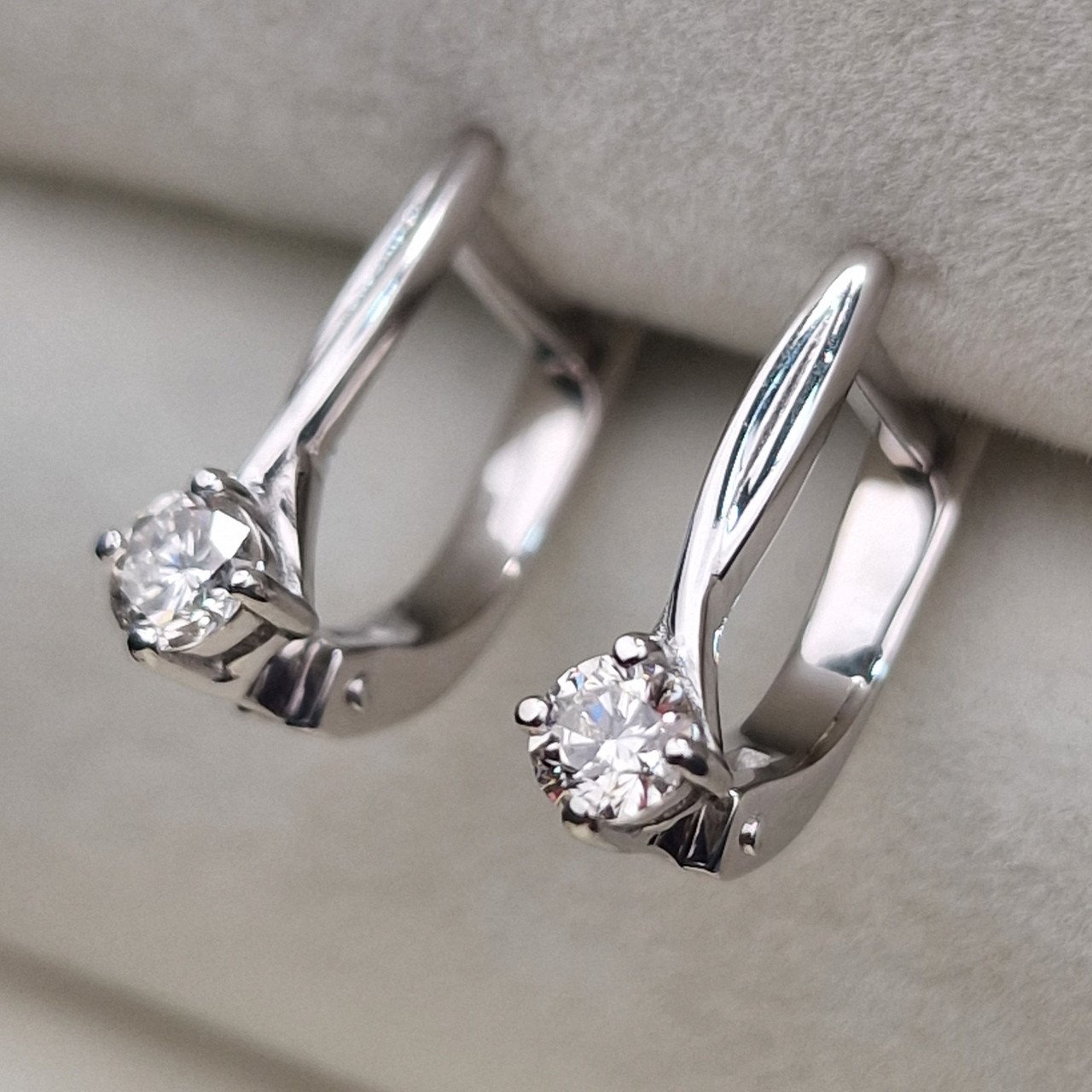Серьги Deimantas 104885474 2,48гр 0,34ct. купить,NaN