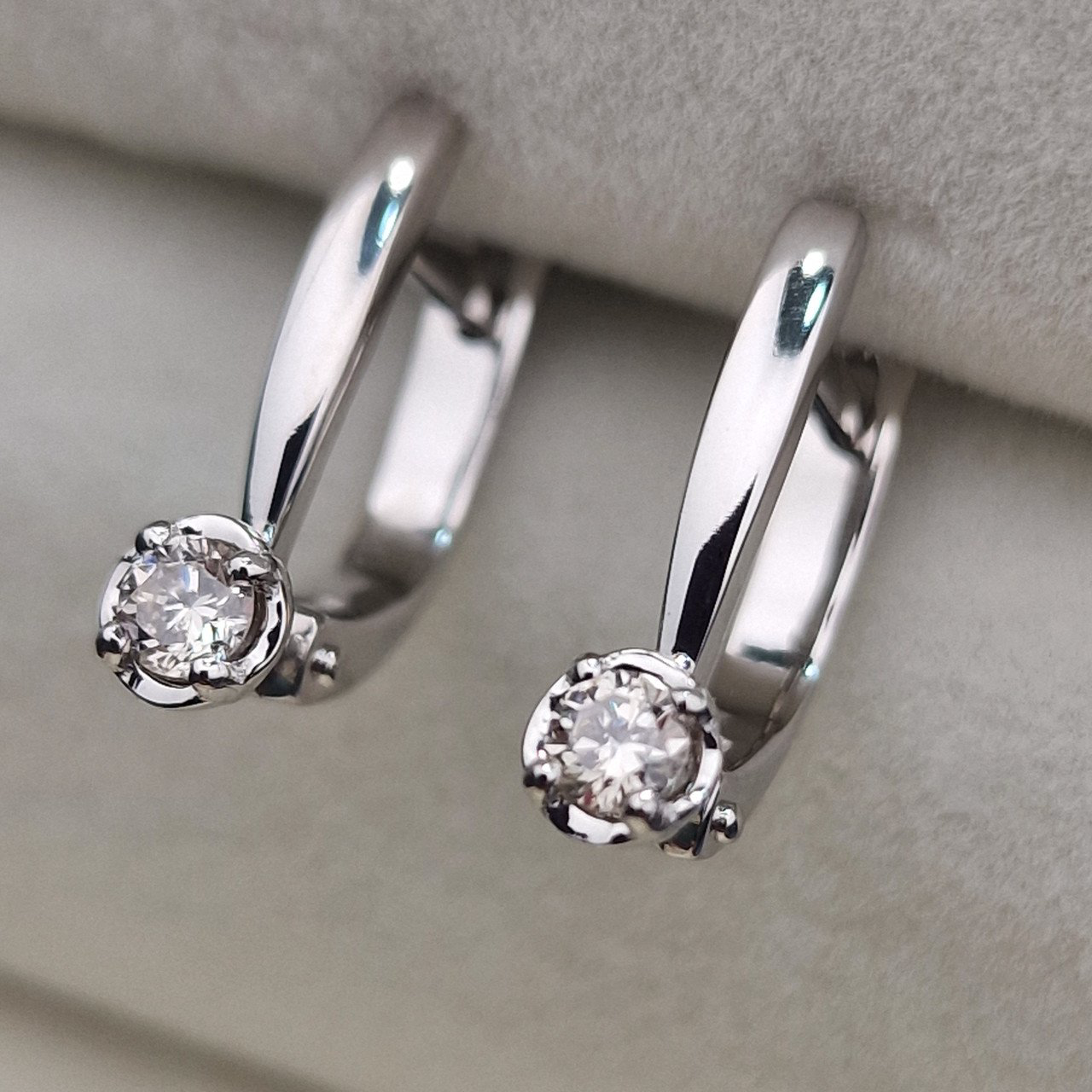 Серьги Deimantas 104885460 2,36гр 0,202ct. купить,NaN