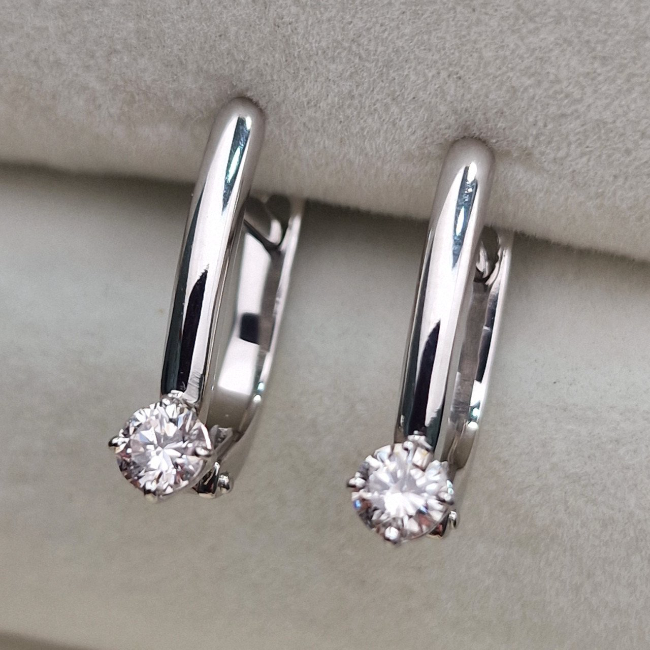 Серьги Deimantas 104885441 2,53гр 0,328ct. купить,NaN