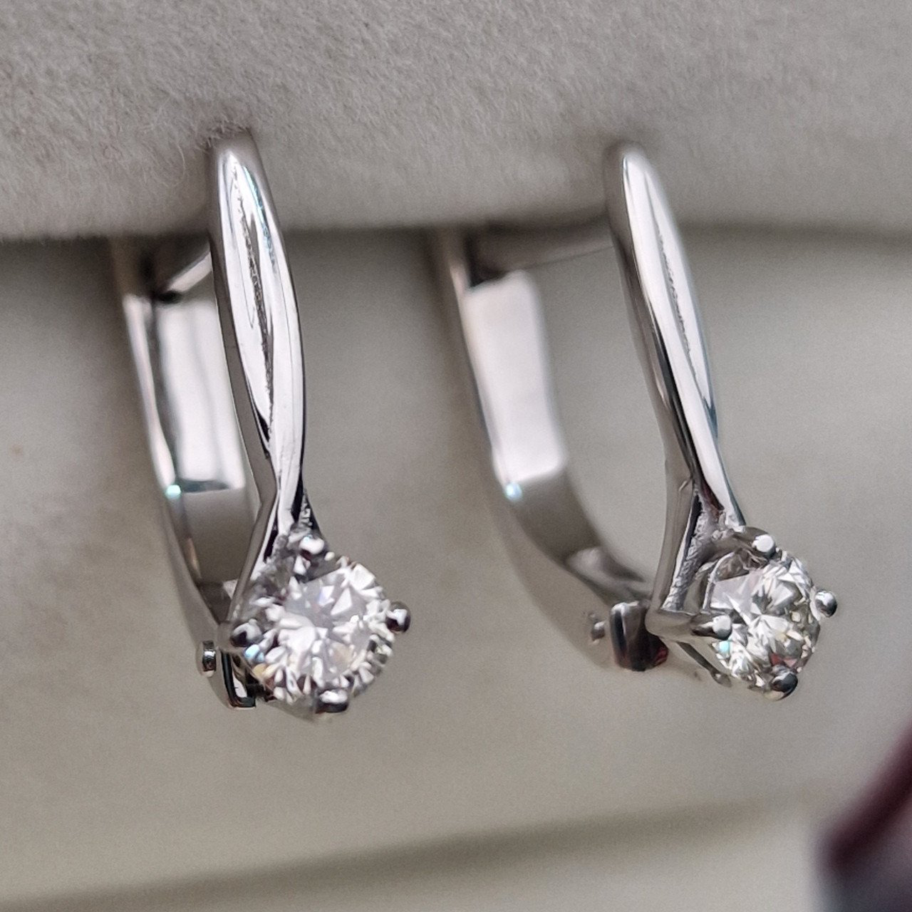 Серьги Deimantas 104885474 2,48гр 0,34ct. купить,NaN